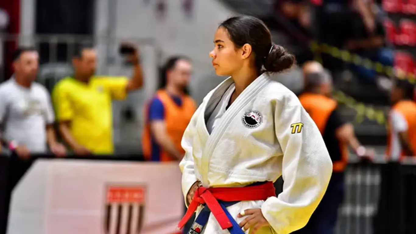 Mãe de judoca de Águas de Santa Bárbara realiza campanha para custear viagem de competição interestadual